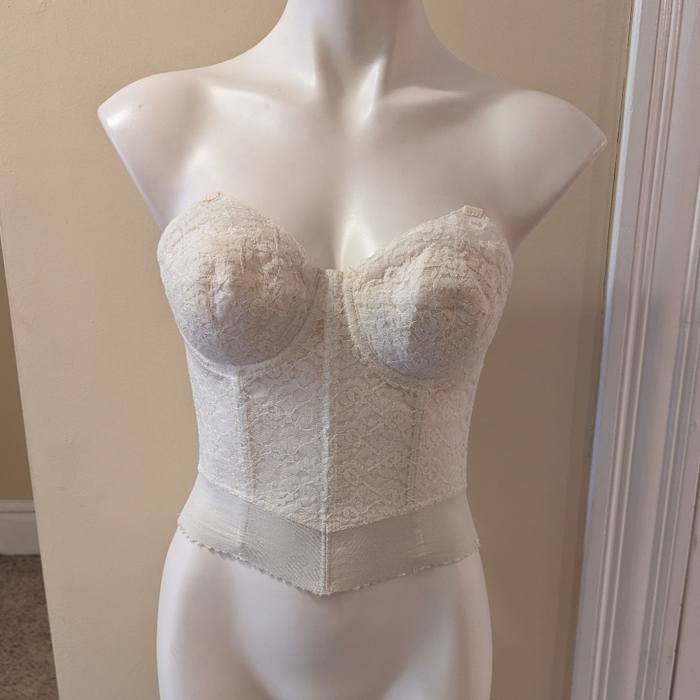 Vintage Permilift white lace bustier bra with long line and boning size 32 B